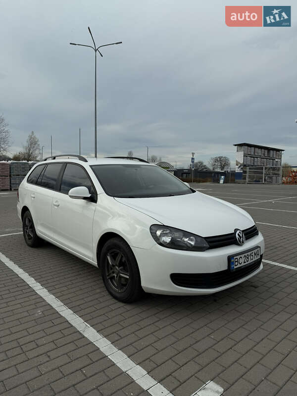 Універсал Volkswagen Golf 2013 в Львові