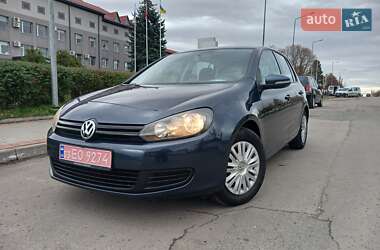 Хэтчбек Volkswagen Golf 2009 в Луцке