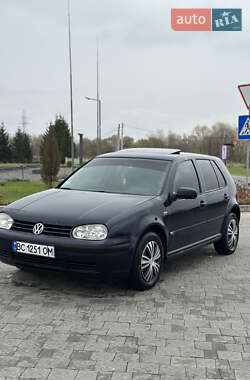 Хэтчбек Volkswagen Golf 1998 в Сокале