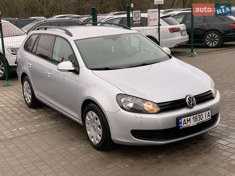 Универсал Volkswagen Golf 2013 в Бердичеве