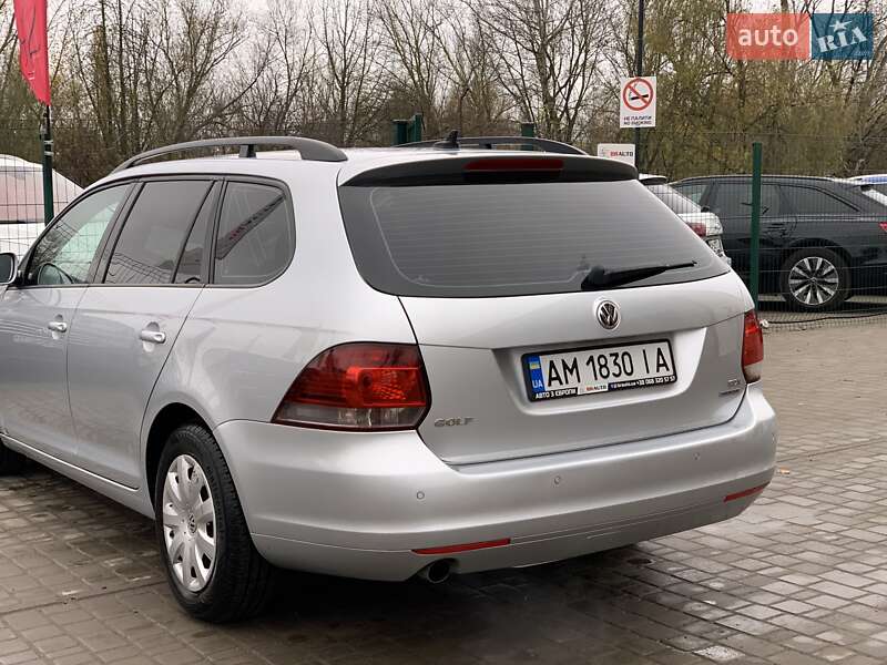 Универсал Volkswagen Golf 2013 в Бердичеве