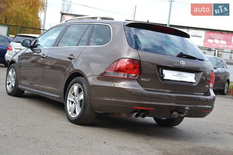 Универсал Volkswagen Golf 2012 в Луцке