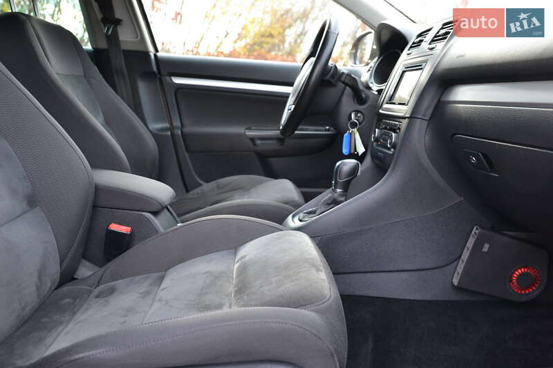 Универсал Volkswagen Golf 2012 в Луцке