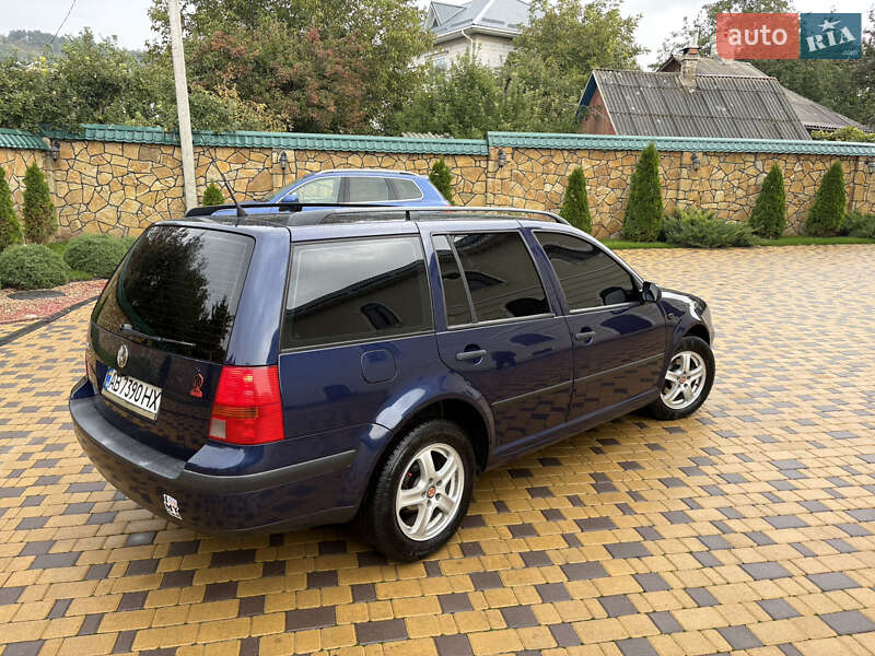 Універсал Volkswagen Golf 2002 в Могилів-Подільському