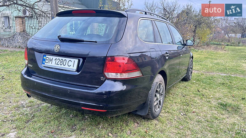 Универсал Volkswagen Golf 2010 в Сумах