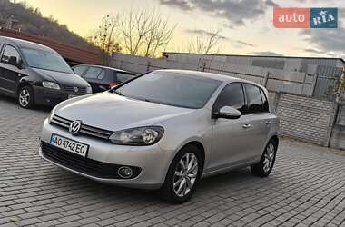 Хэтчбек Volkswagen Golf 2009 в Мукачево