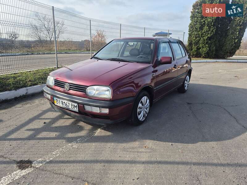 Хетчбек Volkswagen Golf 1995 в Полтаві
