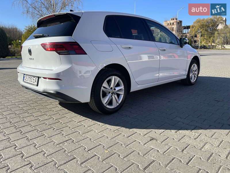 Хэтчбек Volkswagen Golf 2021 в Черновцах
