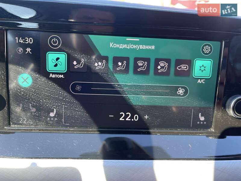 Хэтчбек Volkswagen Golf 2021 в Черновцах