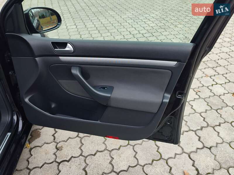 Хэтчбек Volkswagen Golf 2007 в Павлограде фото 47 Хэтчбек Volkswagen Golf 2007 в Павлограде