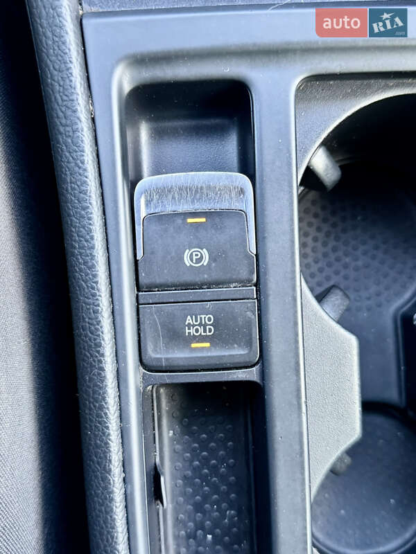 Универсал Volkswagen Golf 2017 в Луцке