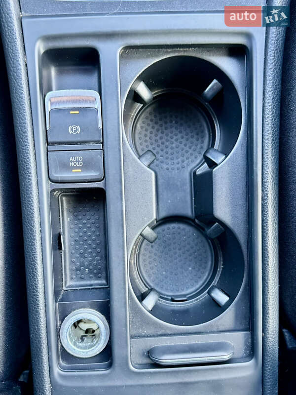 Универсал Volkswagen Golf 2017 в Луцке