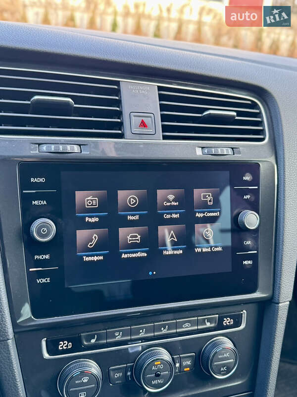 Универсал Volkswagen Golf 2017 в Луцке