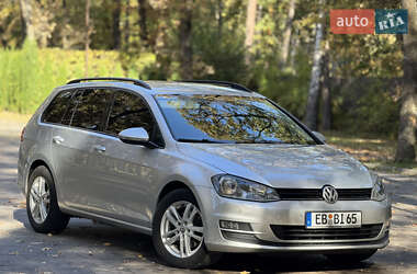 Універсал Volkswagen Golf 2014 в Луцьку