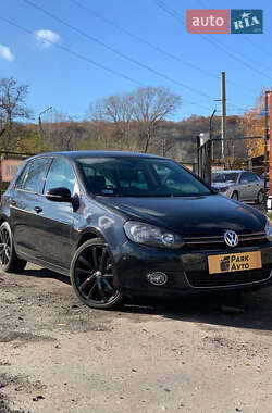 Хэтчбек Volkswagen Golf 2009 в Полтаве