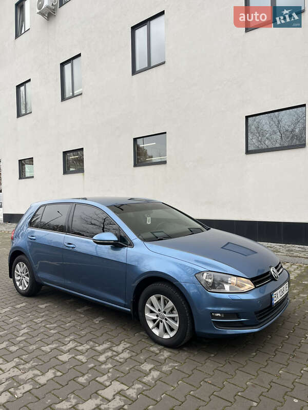 Хэтчбек Volkswagen Golf 2013 в Хмельницком
