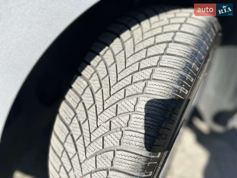 Универсал Volkswagen Golf 2021 в Калуше