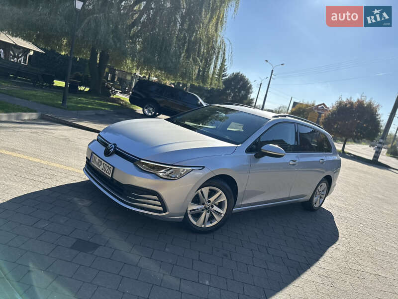 Универсал Volkswagen Golf 2021 в Калуше