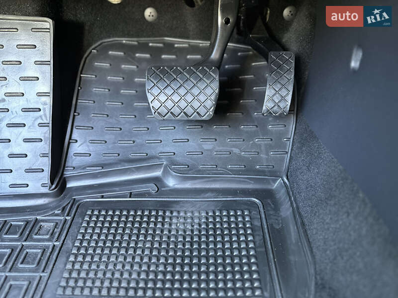 Универсал Volkswagen Golf 2021 в Калуше