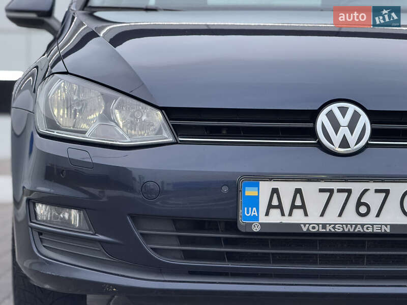 Универсал Volkswagen Golf 2013 в Киеве