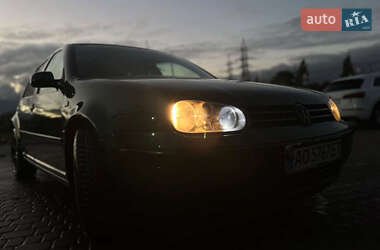 Хетчбек Volkswagen Golf 1999 в Львові