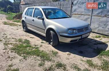 Хэтчбек Volkswagen Golf 1999 в Будах