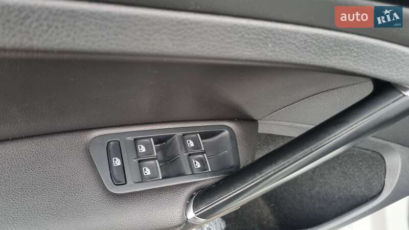 Универсал Volkswagen Golf 2015 в Кривом Роге