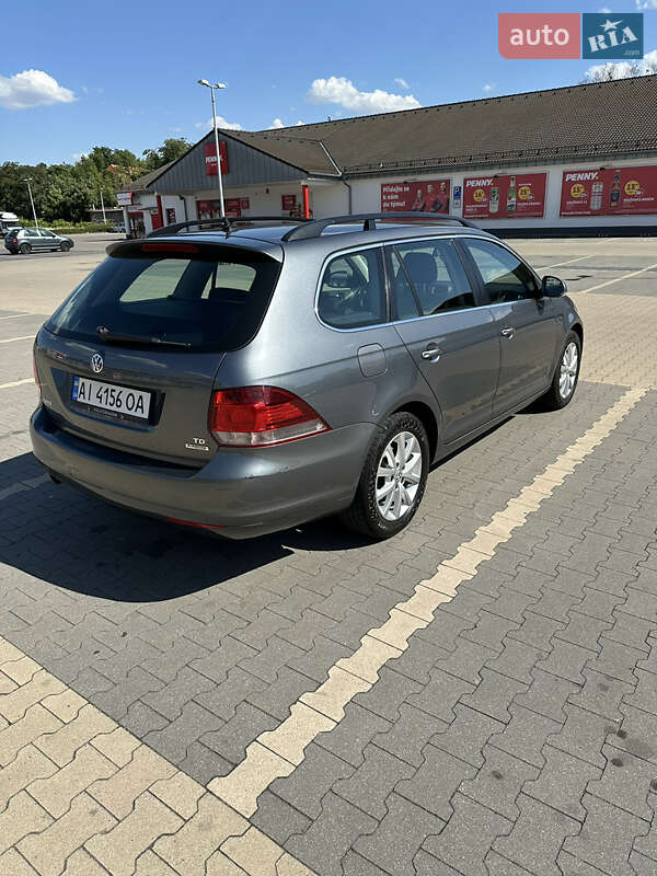 Универсал Volkswagen Golf 2012 в Киеве