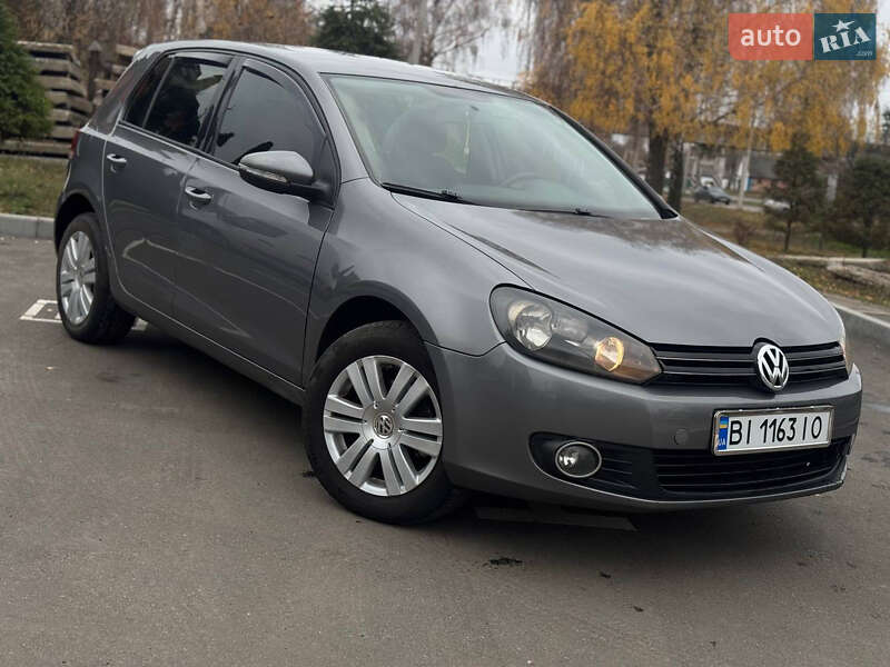 Хэтчбек Volkswagen Golf 2008 в Лубнах