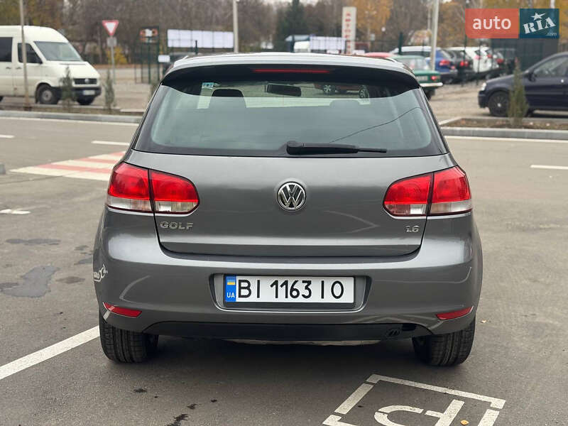 Хэтчбек Volkswagen Golf 2008 в Лубнах