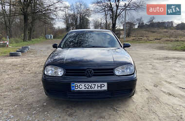 Хэтчбек Volkswagen Golf 2000 в Перемышлянах