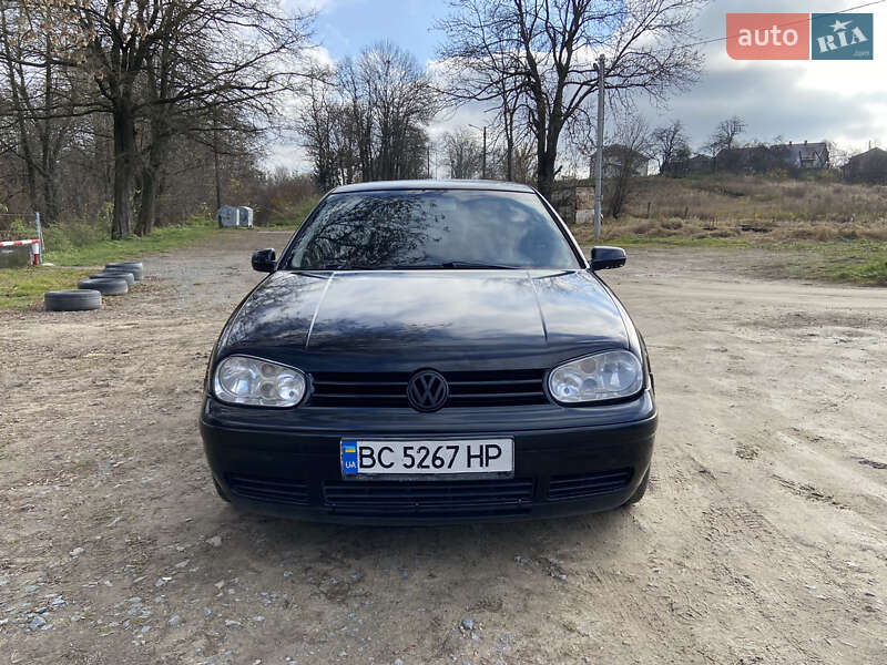 Volkswagen Golf 2000