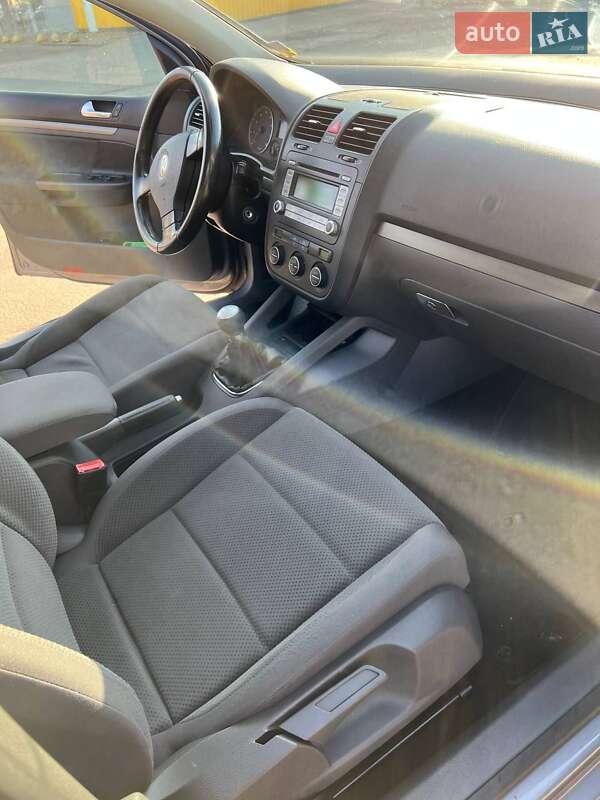 Хэтчбек Volkswagen Golf 2006 в Нежине фото 3 Хэтчбек Volkswagen Golf 2006 в Нежине