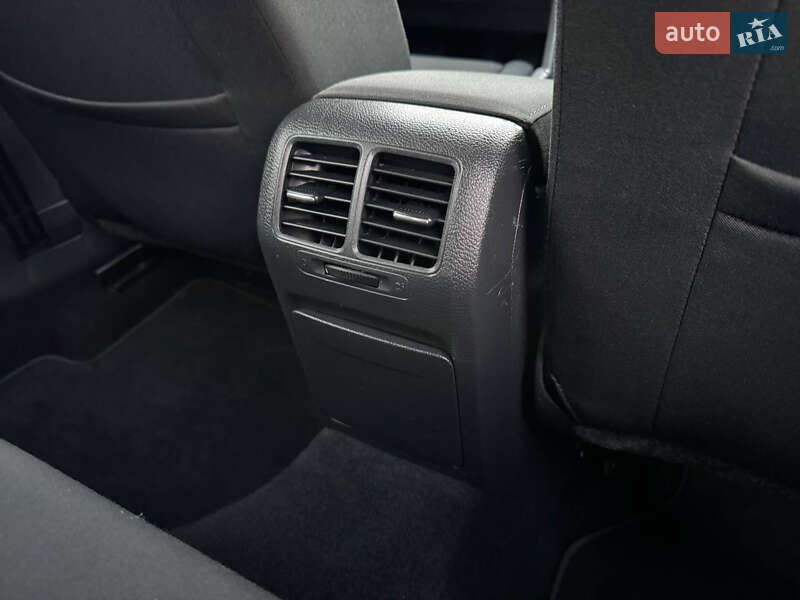 Хэтчбек Volkswagen Golf 2010 в Дрогобыче