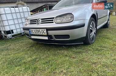 Хэтчбек Volkswagen Golf 2000 в Самборе