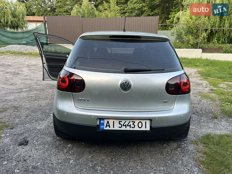 Хетчбек Volkswagen Golf 2007 в Василькові
