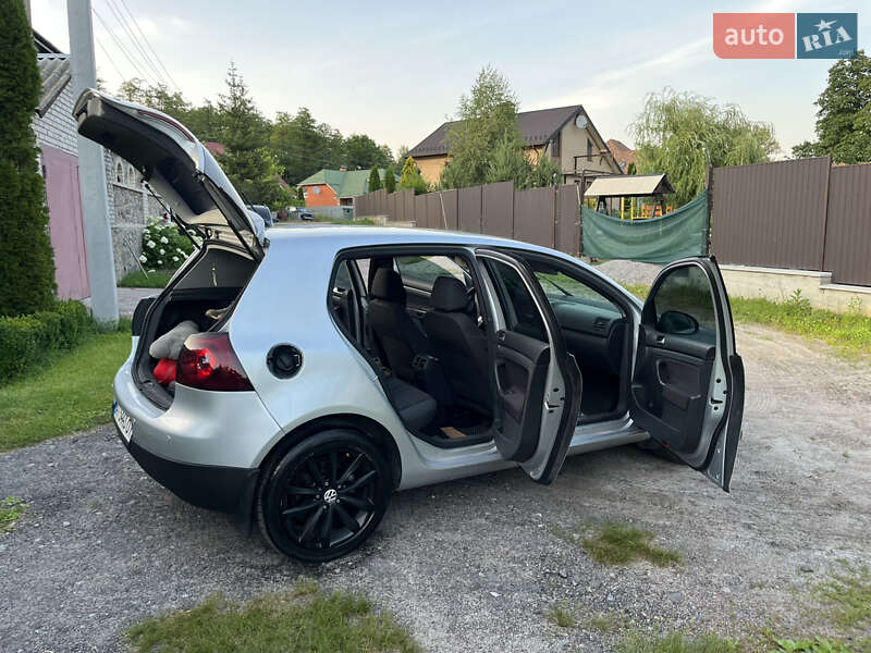 Хетчбек Volkswagen Golf 2007 в Василькові