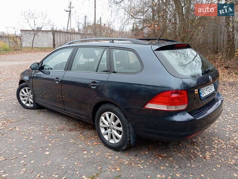 Универсал Volkswagen Golf 2008 в Збараже