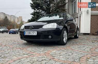 Хетчбек Volkswagen Golf 2006 в Києві
