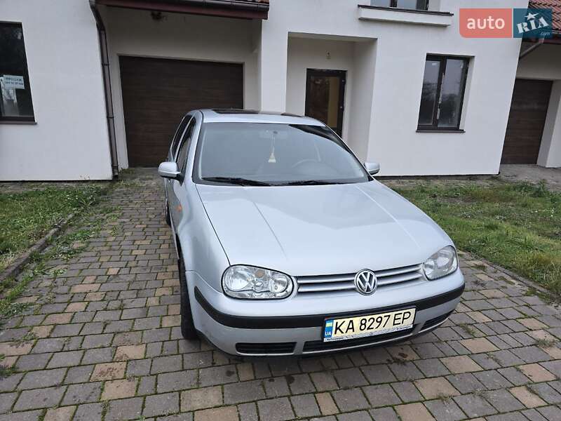 Хэтчбек Volkswagen Golf 1998 в Гадяче