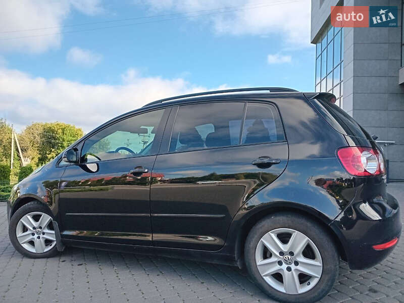 Хэтчбек Volkswagen Golf 2009 в Хмельницком