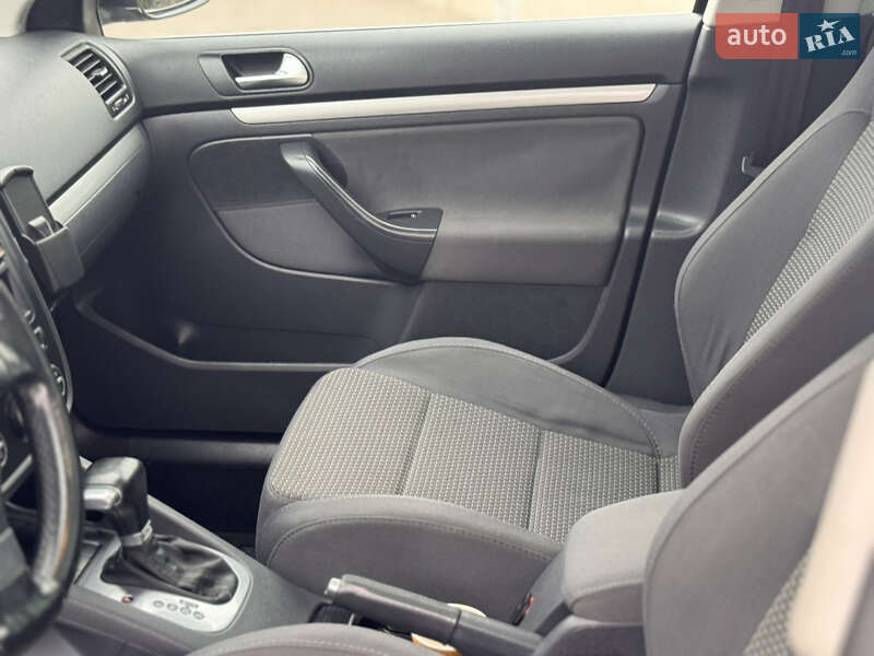 Універсал Volkswagen Golf 2008 в Запоріжжі фото 41 Універсал Volkswagen Golf 2008 в Запоріжжі