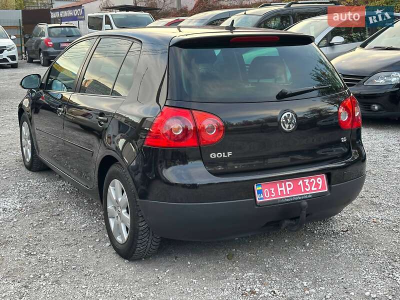 Хэтчбек Volkswagen Golf 2007 в Каменском
