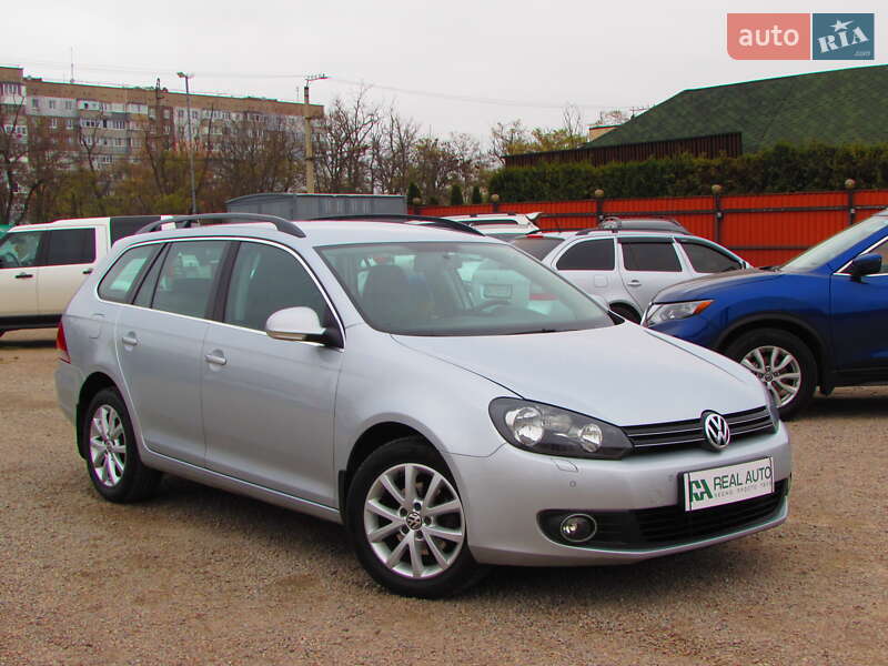 Универсал Volkswagen Golf 2012 в Кропивницком