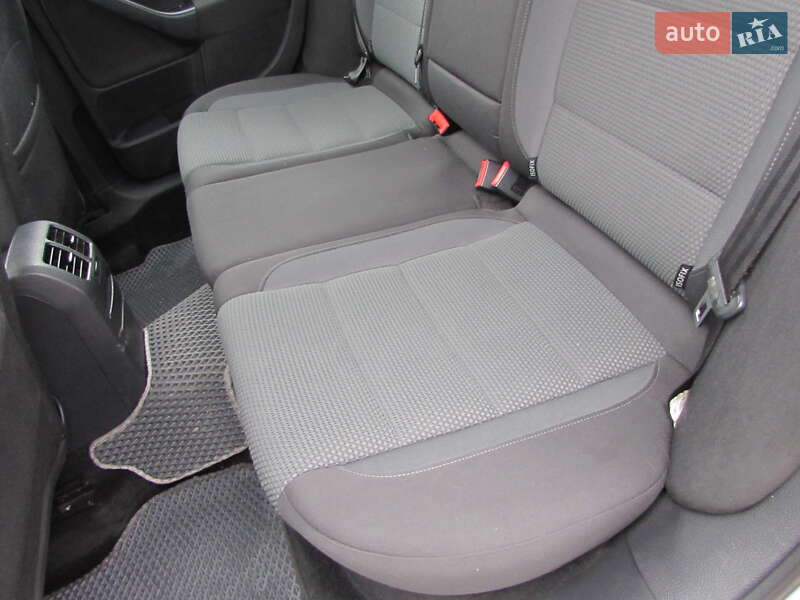 Универсал Volkswagen Golf 2012 в Кропивницком