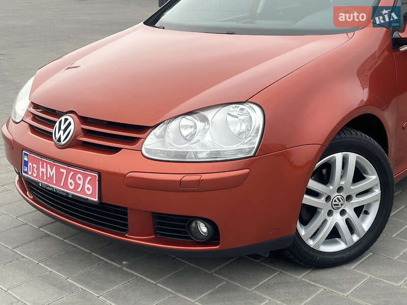 Хетчбек Volkswagen Golf 2007 в Черкасах
