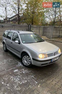 Універсал Volkswagen Golf 2003 в Києві