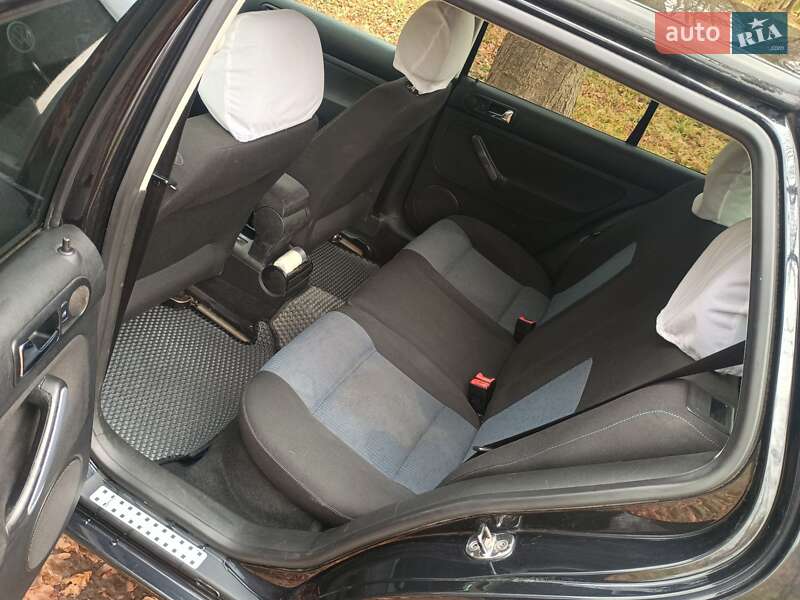Хэтчбек Volkswagen Golf 2003 в Рогатине фото 16 Хэтчбек Volkswagen Golf 2003 в Рогатине