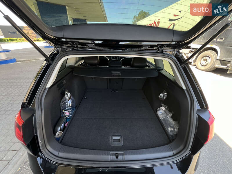 Универсал Volkswagen Golf 2015 в Запорожье