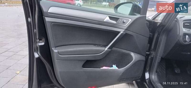 Универсал Volkswagen Golf 2013 в Черкассах